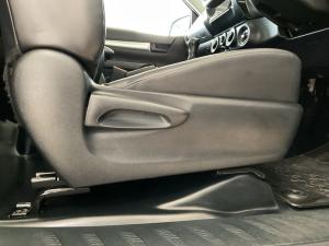 Toyota Hilux 2.4GD-6 single cab 4x4 SR - Image 17
