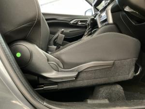 Toyota Urban Cruiser 1.5 XR auto - Image 20