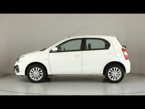 Toyota Etios hatch 1.5 Sprint - Image 22