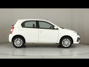 Toyota Etios hatch 1.5 Sprint - Image 3