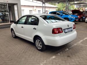 Volkswagen Polo Vivo sedan 1.4 Trendline - Image 22
