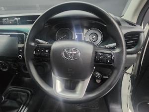 Toyota Hilux 2.4GD-6 Xtra cab Raider manual - Image 8