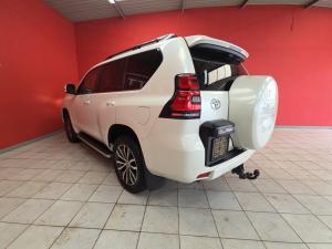 Toyota Prado VX-L 2.8GD automatic - Image 13
