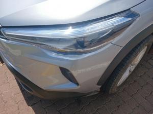 Toyota Corolla Cross 1.8 Xi - Image 11