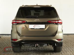 Toyota Fortuner 2.8GD-6 VX automatic - Image 4