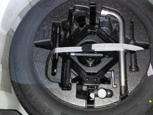 Volkswagen Polo 1.0 TSI Life - Image 21