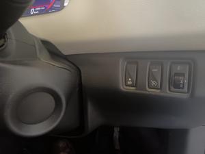 Nissan Magnite 1.0T Acenta CVT - Image 18