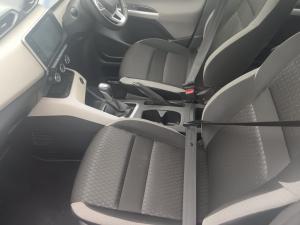 Nissan Magnite 1.0T Acenta CVT - Image 7