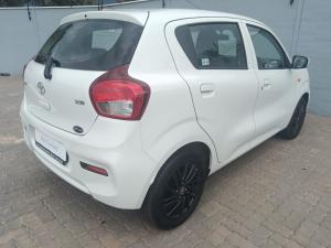 Toyota Vitz 1.0 XR - Image 2