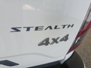 Nissan Navara 2.5DDTI Stealth 4X4 automatic - Image 24