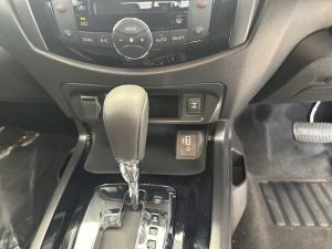 Nissan Navara 2.5DDTI PRO-2X automatic D/C - Image 17