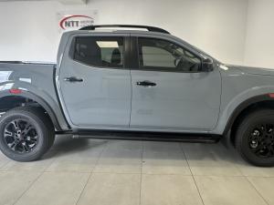Nissan Navara 2.5DDTI PRO-2X automatic D/C - Image 2