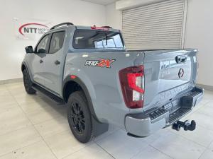 Nissan Navara 2.5DDTI PRO-2X automatic D/C - Image 5