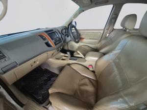Toyota Fortuner 3.0D-4D Raised Body automatic - Image 3