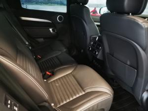 Land Rover Discovery D350 Dynamic HSE - Image 5