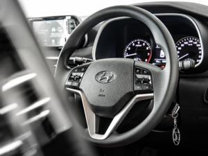 Hyundai Tucson 2.0 Premium auto - Image 13
