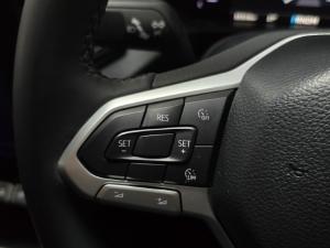 Volkswagen Amarok 2.0TDI double cab Life auto - Image 13