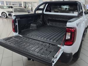 Volkswagen Amarok 2.0TDI double cab Life auto - Image 23