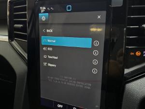 Volkswagen Amarok 2.0TDI double cab Life auto - Image 7