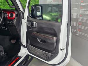 Jeep Wrangler Unlimited 3.6 Rubicon - Image 13