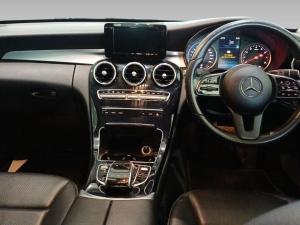 Mercedes-Benz C-Class C200 - Image 11