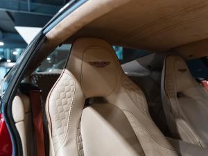 Aston Martin Vanquish coupe - Image 10