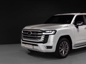 Toyota Land Cruiser 300 3.3D ZX - Image 19