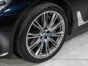 BMW 7 Series 750i Individual - Image 20