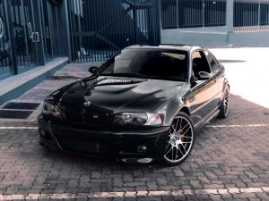 BMW M3 - Image 17