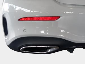 Mercedes-Benz A-Class A200 sedan AMG Line - Image 17