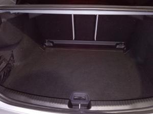 Mercedes-Benz C-Class C220d Avantgarde - Image 10