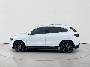 Mercedes-Benz GLA GLA200 Progressive - Image 4