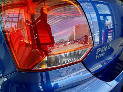 Image Volkswagen Polo Vivo hatch 1.4 Comfortline