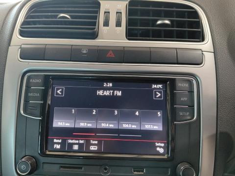 Image Volkswagen Polo Vivo hatch 1.4 Comfortline