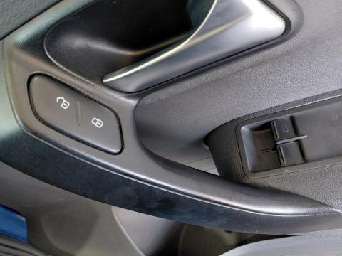 Image Volkswagen Polo Vivo hatch 1.4 Comfortline