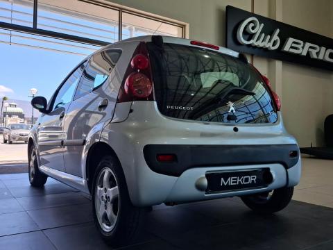 Image Peugeot 107 1.0 Trendy