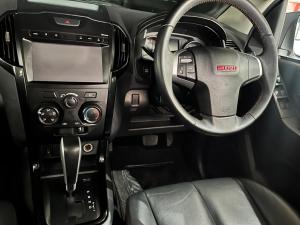 Isuzu D-Max 300 3.0TD double cab X-Rider - Image 9