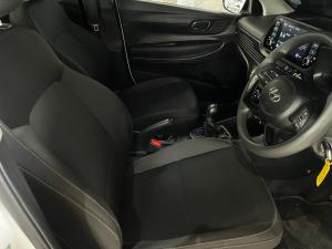 Hyundai i20 1.2 Motion - Image 10