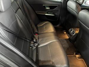 Mercedes-Benz C-Class C200 Avantgarde - Image 6