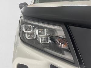 Nissan Navara 2.5DDTi double cab Stealth 4x4 - Image 9