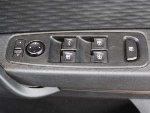 Renault Kiger 1.0 Turbo Zen - Image 16