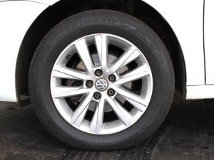 Volkswagen Polo Vivo hatch 1.6 Comfortline auto - Image 12