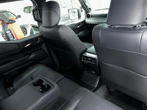 Toyota Land Cruiser Prado 2.8GD VX-L - Image 24