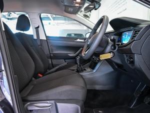 Volkswagen Polo hatch 1.0TSI - Image 11