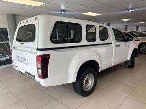 Isuzu D-Max Gen 6 250 single cab Fleetside safety - Image 7