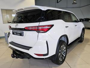 Toyota Fortuner 2.4GD-6 auto - Image 6