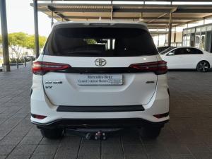 Toyota Fortuner 2.8GD-6 4x4 VX - Image 6