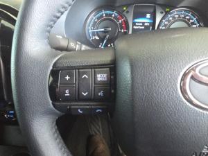 Toyota Hilux 2.8GD-6 double cab 4x4 Legend auto - Image 9