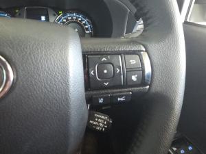 Toyota Hilux 2.8GD-6 double cab 4x4 Legend auto - Image 10