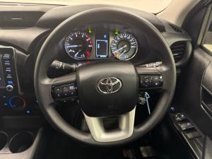 Toyota Hilux 2.4GD-6 double cab 4x4 Raider auto - Image 8